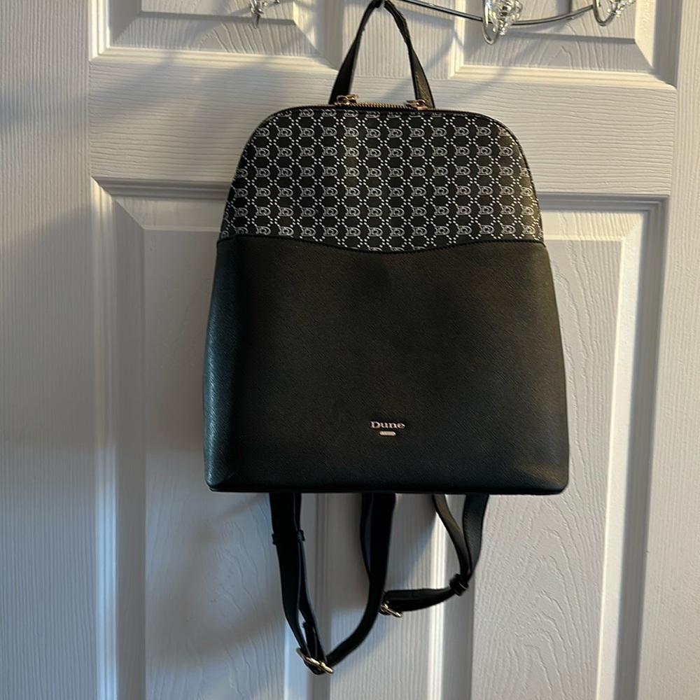 Dune London Pack it up Grab handle Adjustable shoulder straps slip pocket Zip